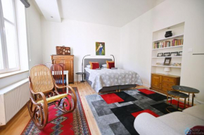 Travel by 3City Rentals